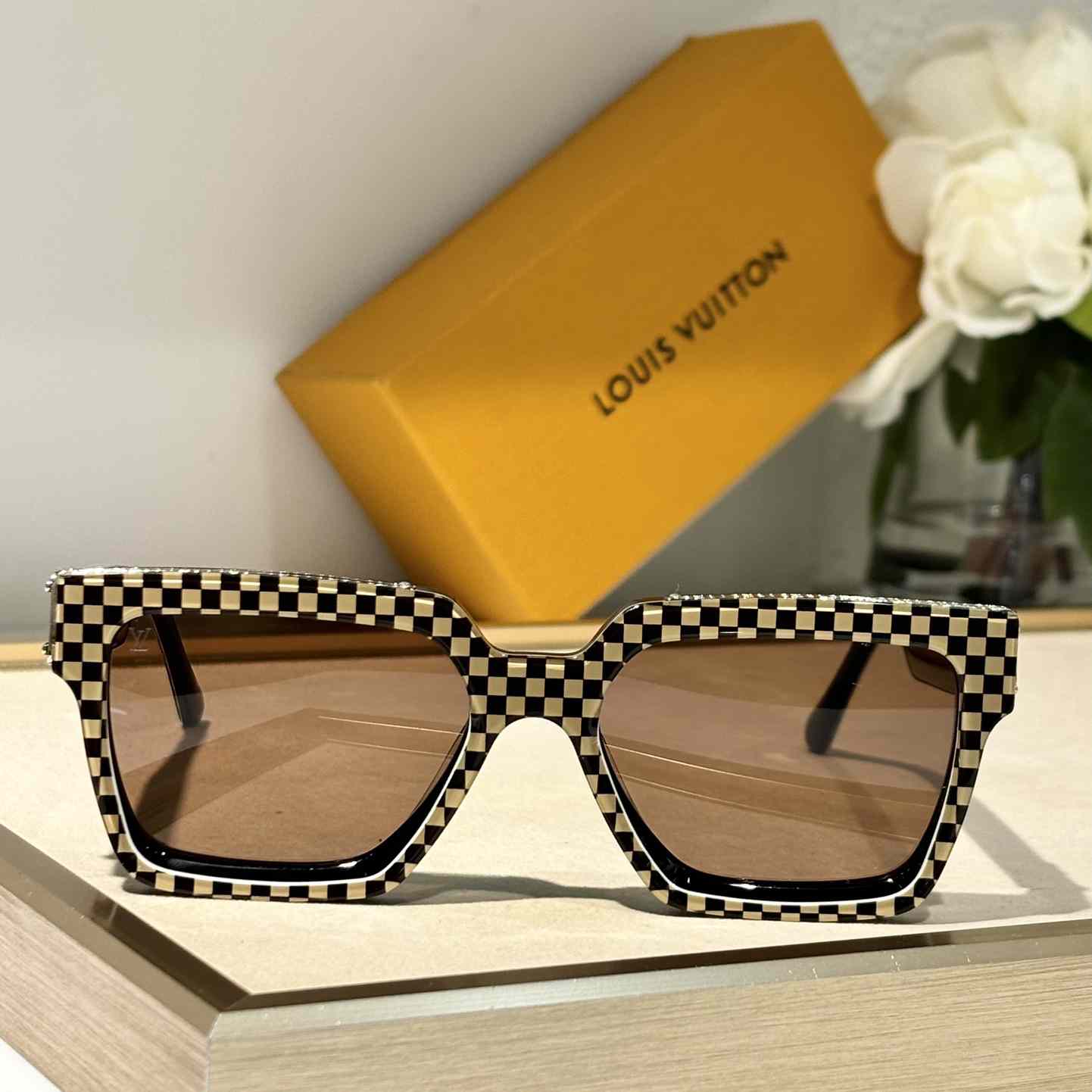 Louis Vuitton 1.1 Millionaires Damier Pop Sunglasses  Z2394W - FashionPlug