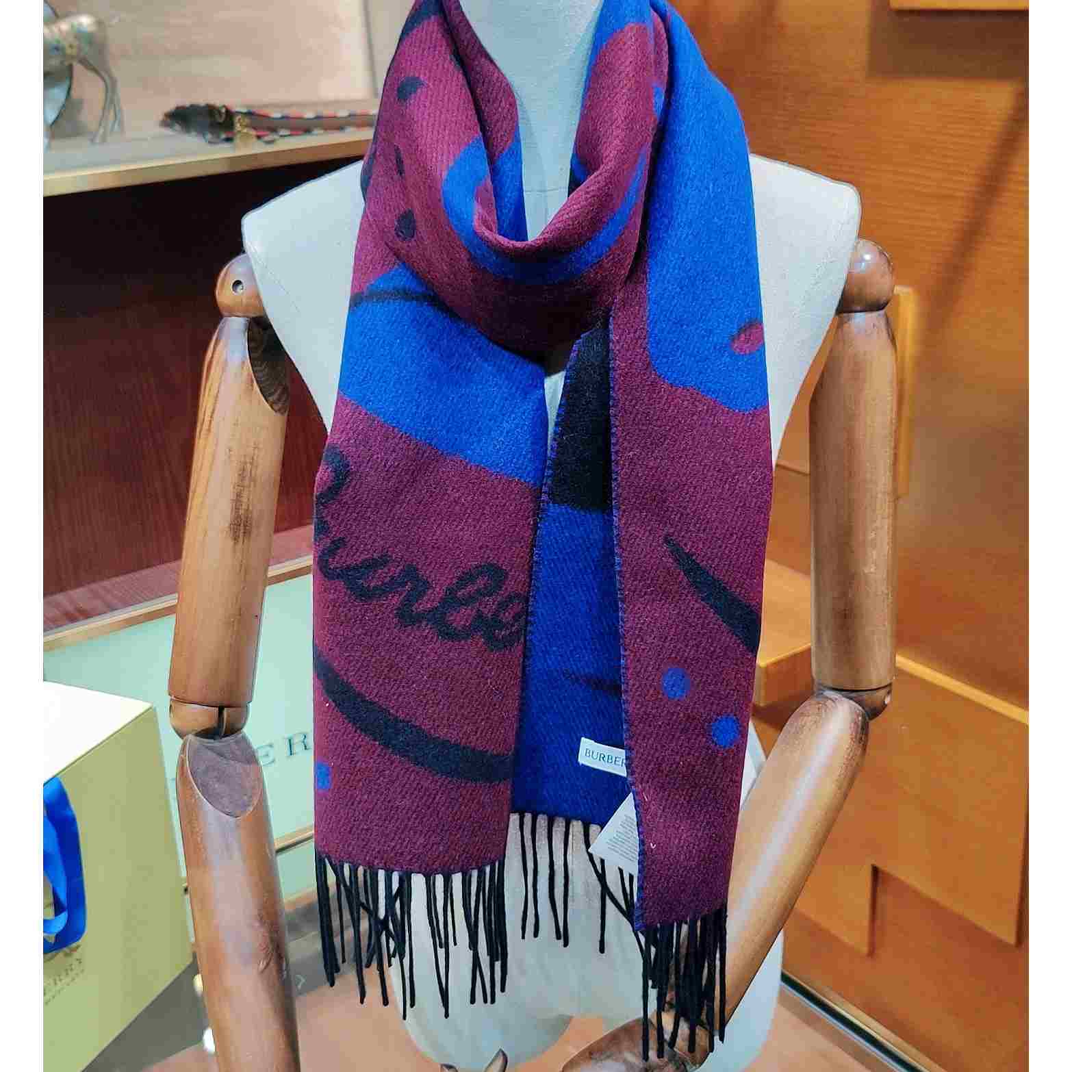 Burberry Mirrored Horse Cashmere Scarf - FashionPlug