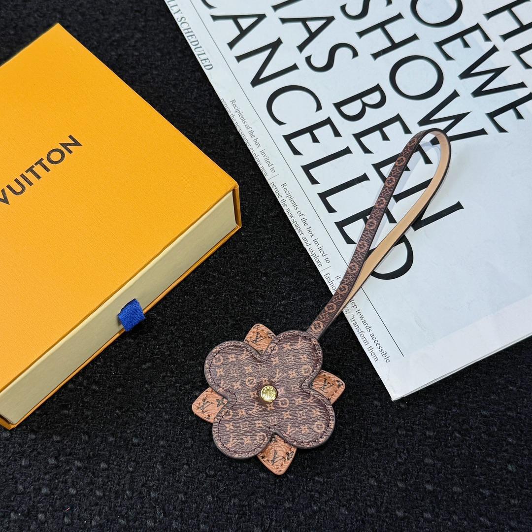 Louis Vuitton My Monogram Layers Bag Charm  M02136 - FashionPlug