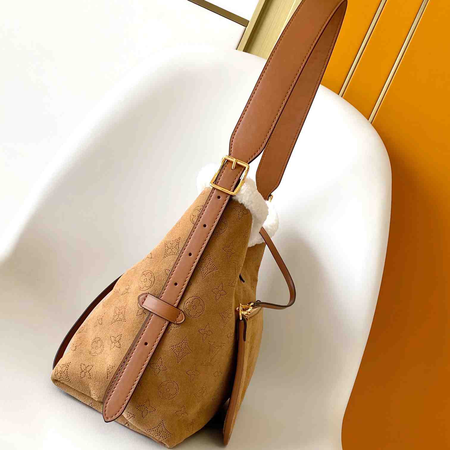 Louis Vuitton CarryAll PM  M11843 - FashionPlug