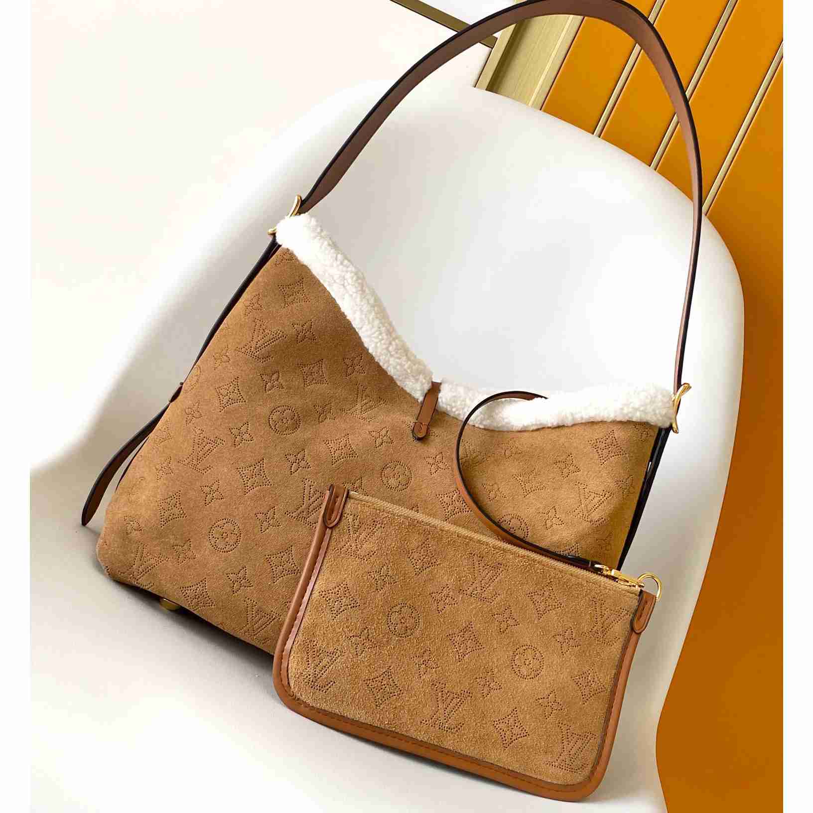 Louis Vuitton CarryAll PM  M11843 - FashionPlug
