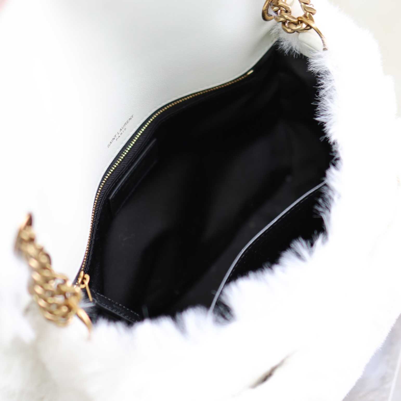 Saint Laurent Niki Medium Soft Bag  (28×20×8.5cm) - FashionPlug