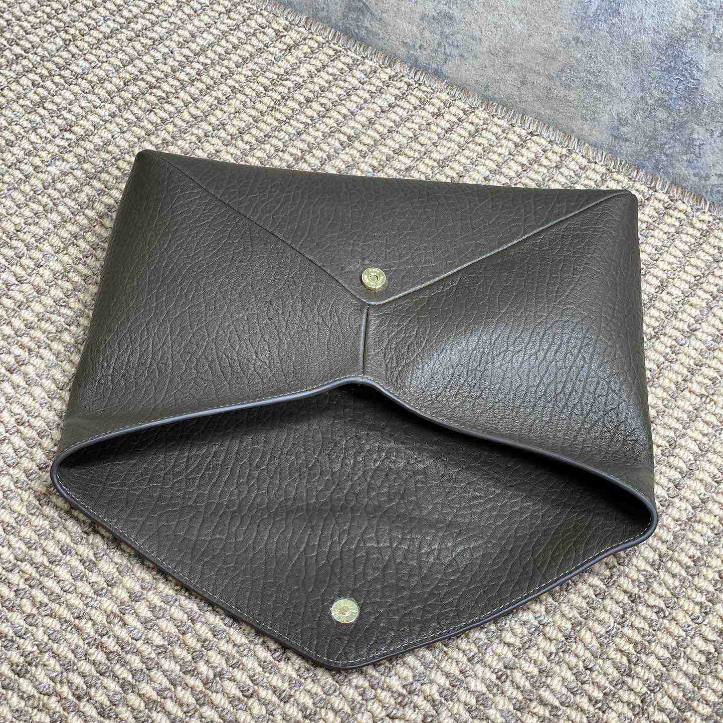 Saint Laurent Cassandre Large Envelope Pouch In Lambskin - FashionPlug