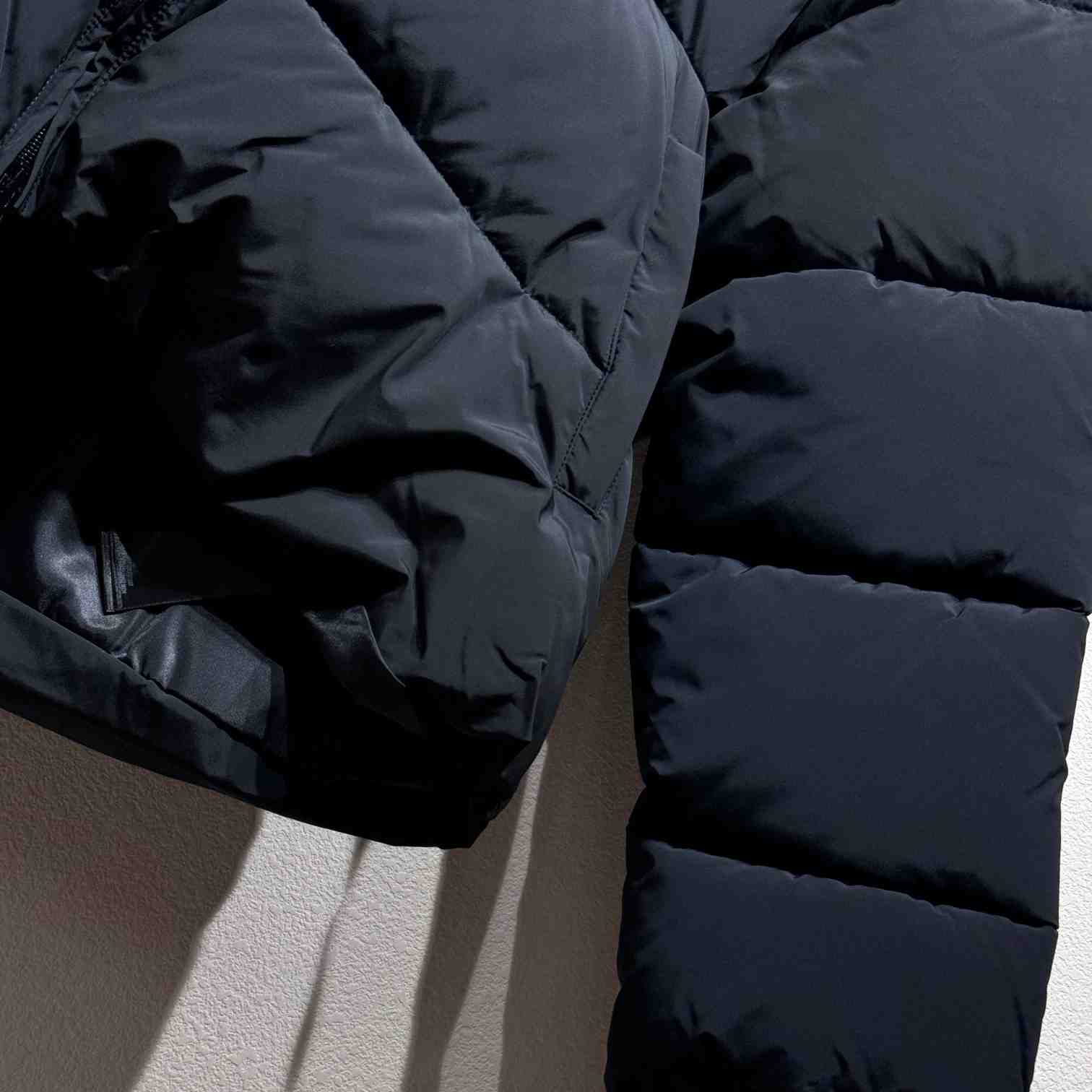 Balenciaga Puffer Jacket - FashionPlug