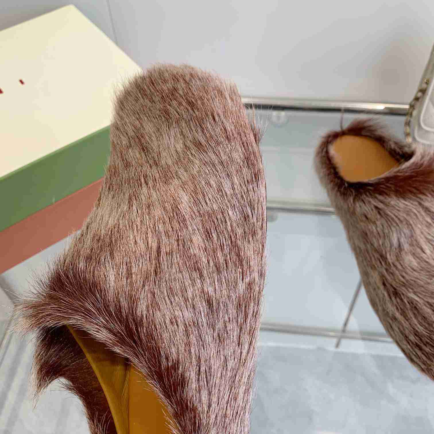 Marni Long Hair Calfskin Fussbett Sabot - FashionPlug