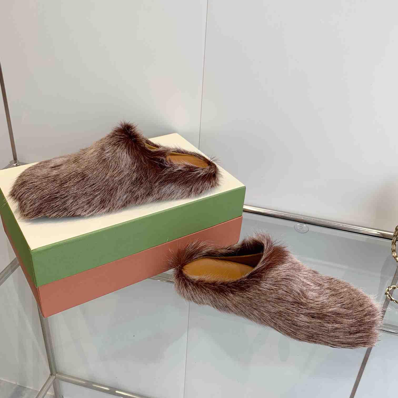 Marni Long Hair Calfskin Fussbett Sabot - FashionPlug