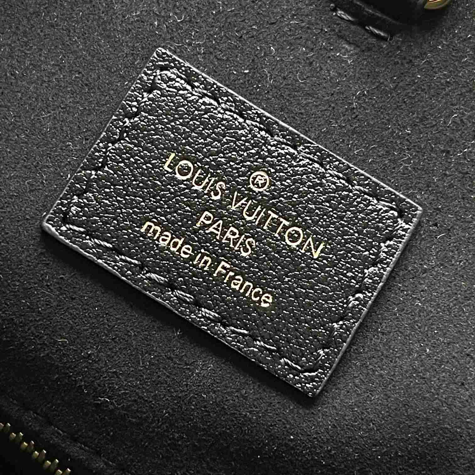 Louis Vuitton Nova MM  M13137 - FashionPlug