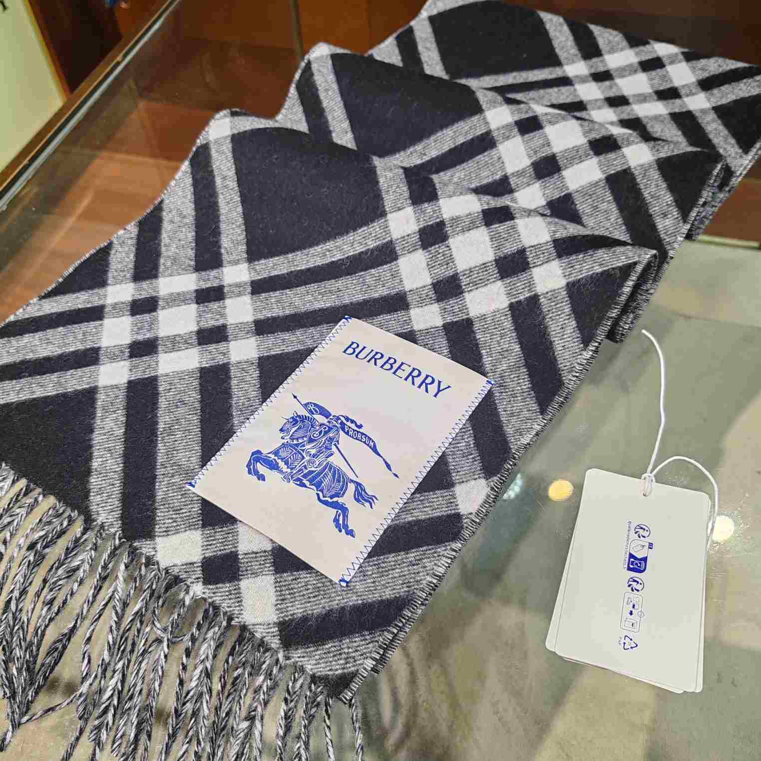Burberry Check Cashmere Scarf - FashionPlug