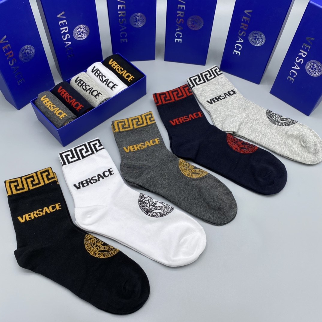 Versace Socks/Box - FashionPlug