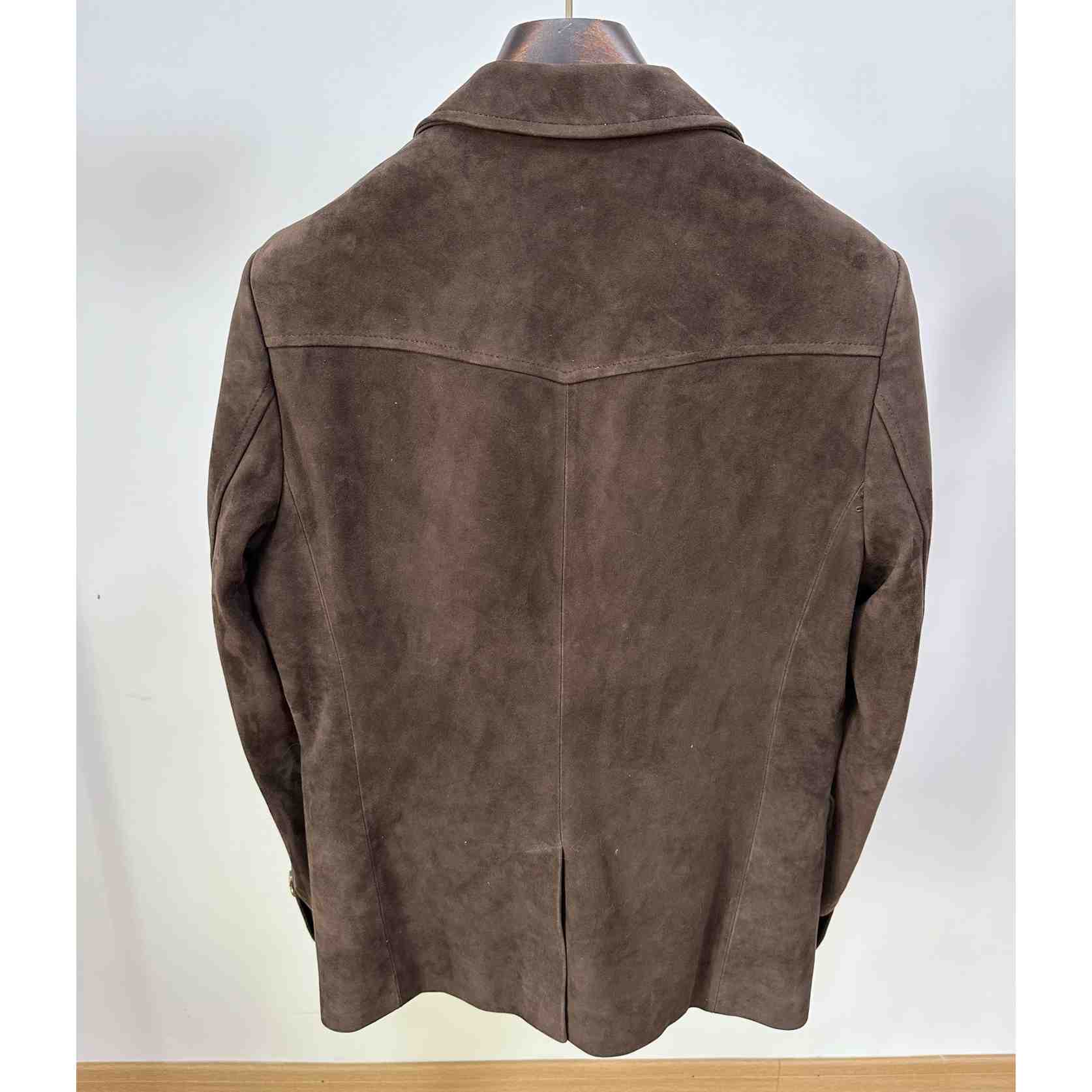 Louis Vuitton Single-Breasted Nubuck Leather Jacket   1AFXFK - FashionPlug
