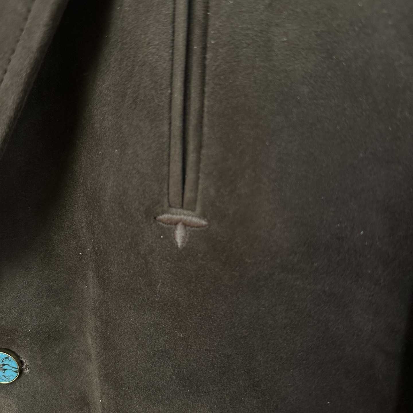 Louis Vuitton Single-Breasted Nubuck Leather Jacket   1AFXFK - FashionPlug
