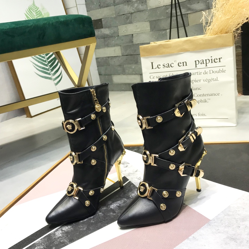 Balmain Leather Ankle Boots - FashionPlug