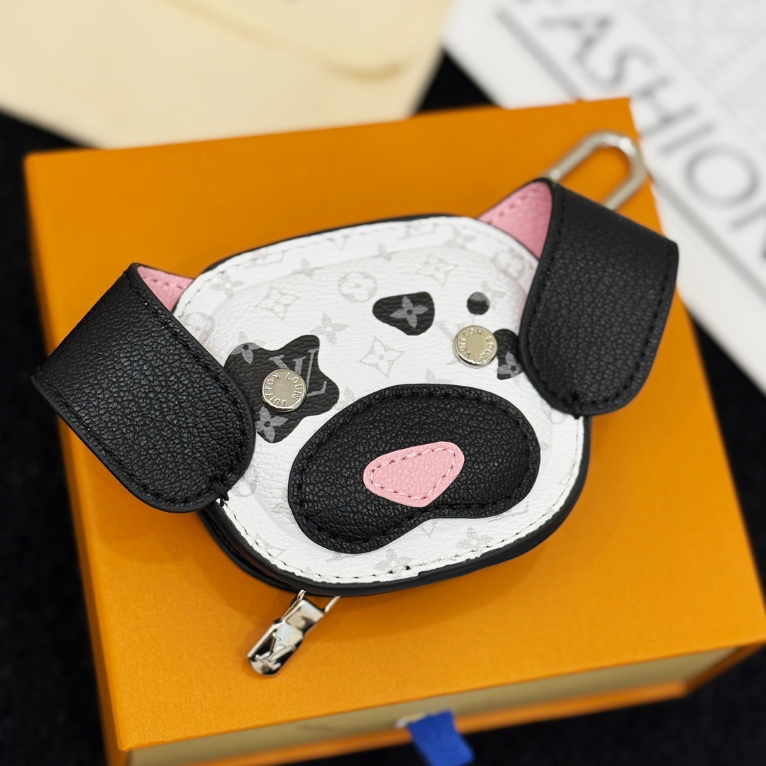 Louis Vuitton 57th Street NYC LV Dog Bag Charm  M02272 - FashionPlug