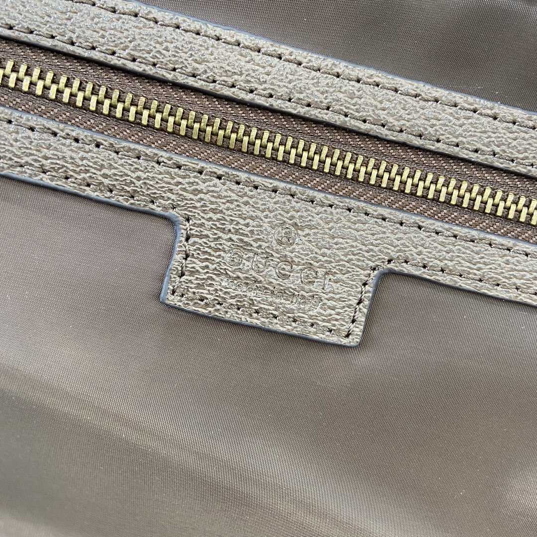 Gucci Porter Medium Travel Bag - FashionPlug