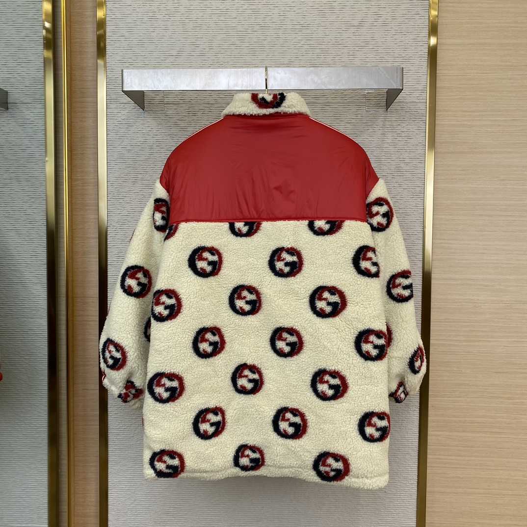 Gucci GG Wool Fleece Jacquard Zip Jacket - FashionPlug