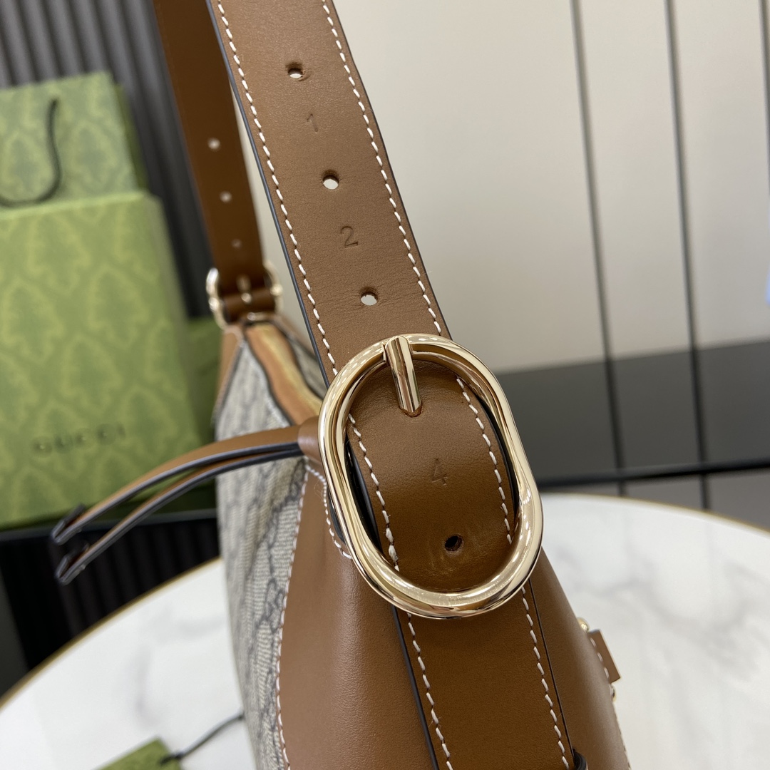 Gucci GG Emblem Large Shoulder Bag - FashionPlug