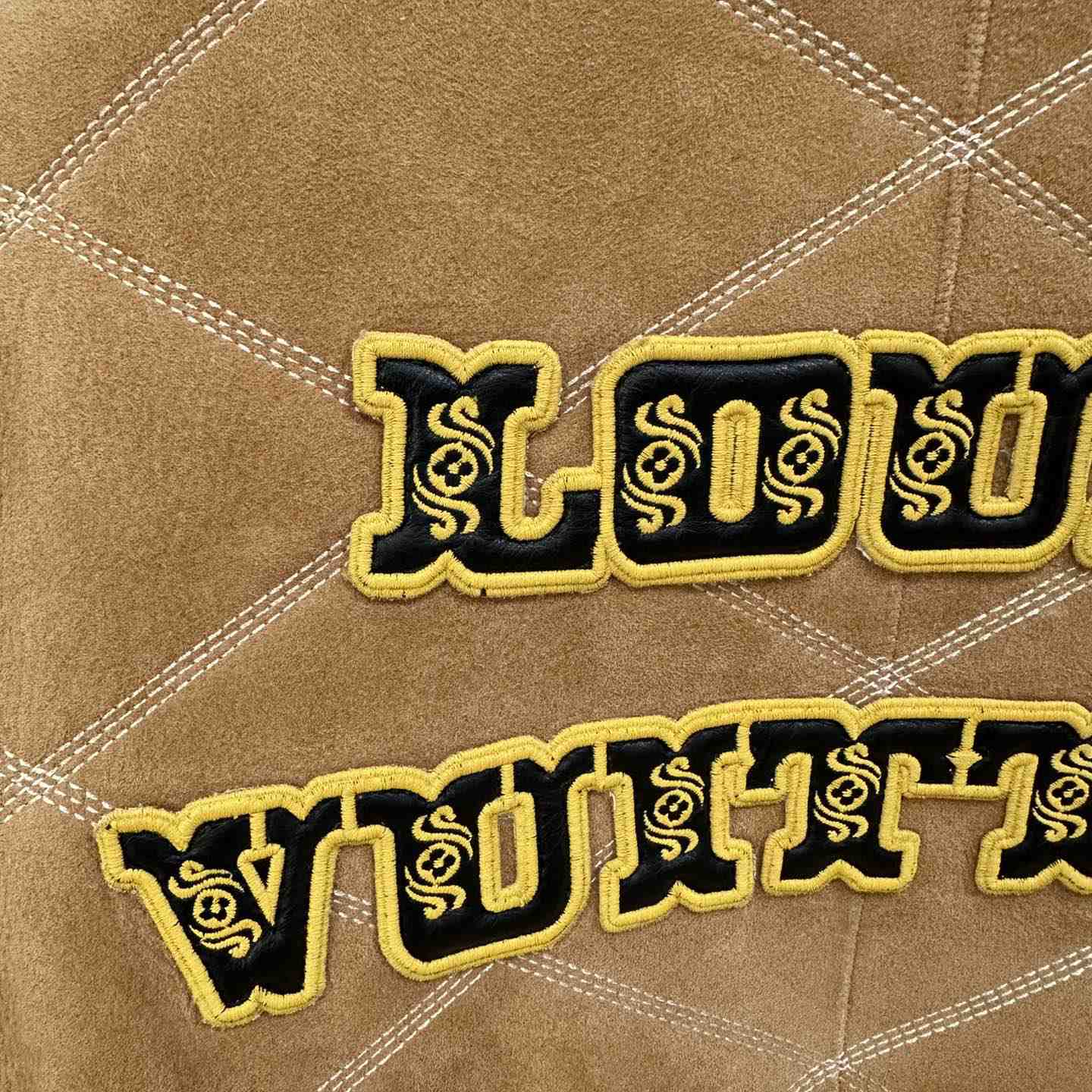Louis Vuitton Embroidered Shearling Workwear Blouson   1AFXIM - FashionPlug