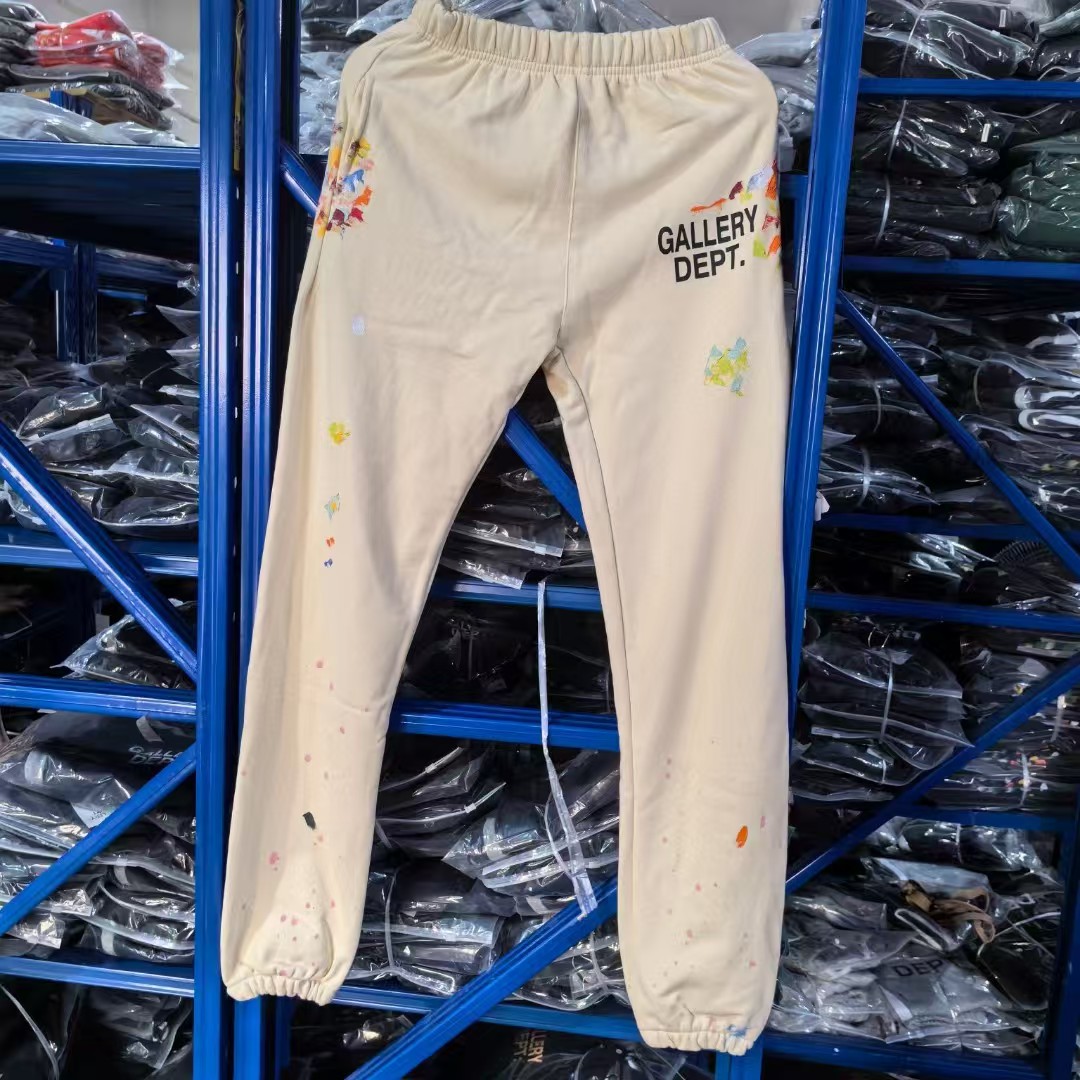 Gallery Dept. Sweatpants - FashionPlug