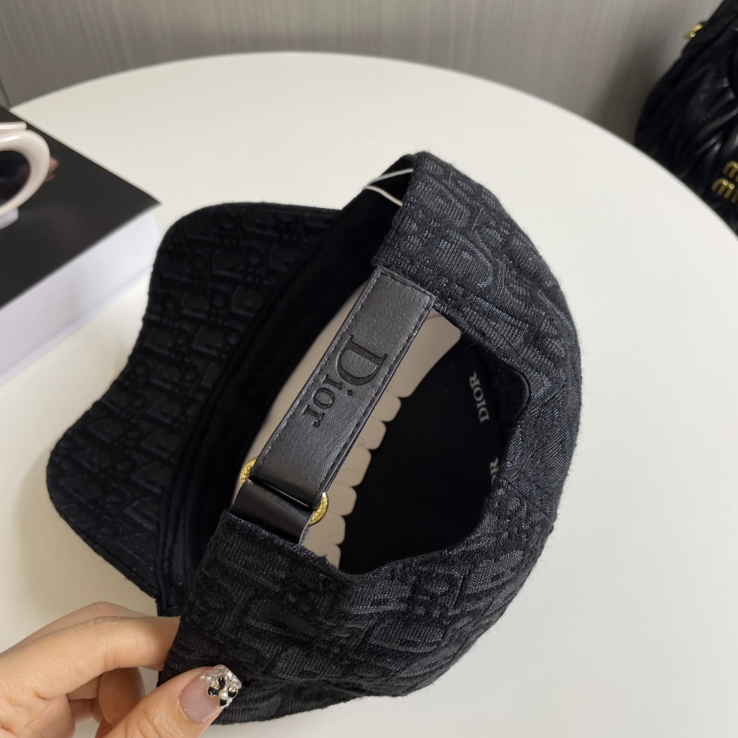 Dior Oblique Cap - FashionPlug