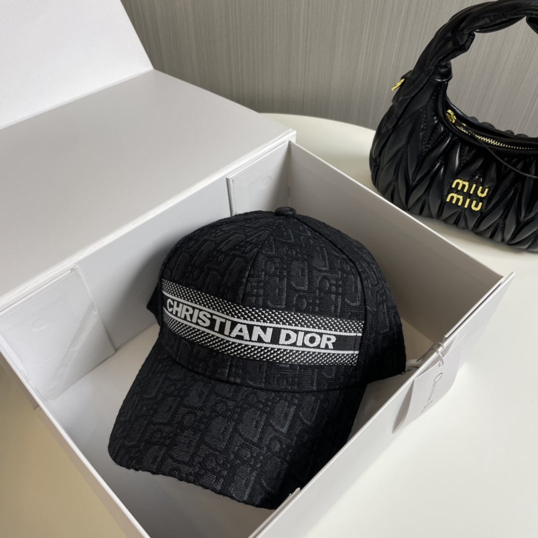 Dior Oblique Cap - FashionPlug