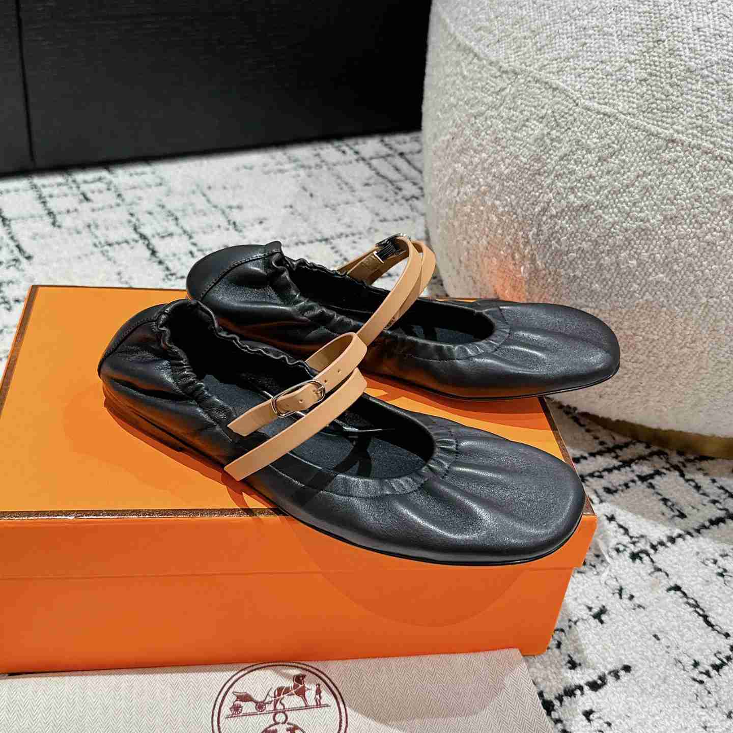 Hermes Jolly Ballet Flat - FashionPlug