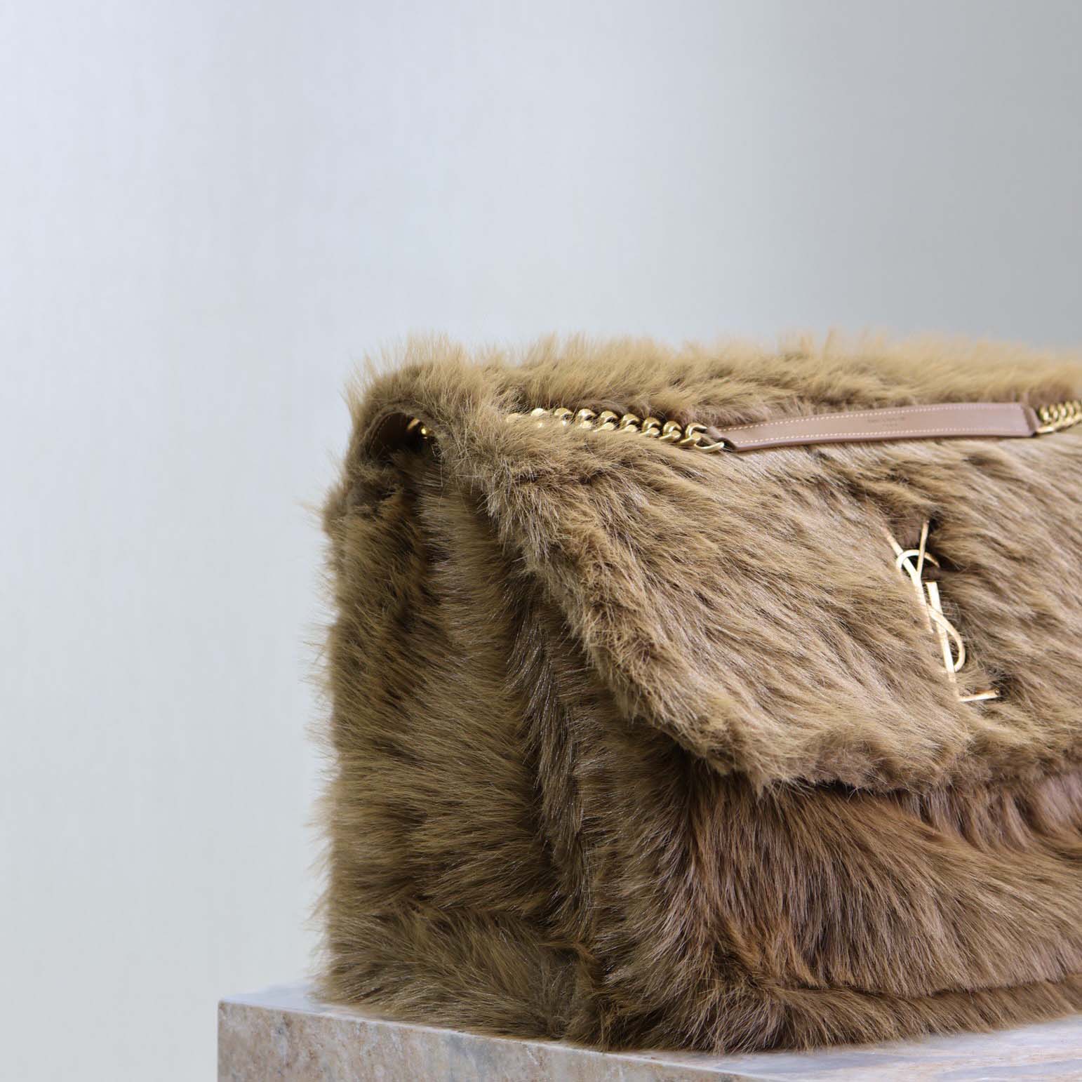 Saint Laurent Niki Oversized Soft Bag  (47×34×16cm) - FashionPlug