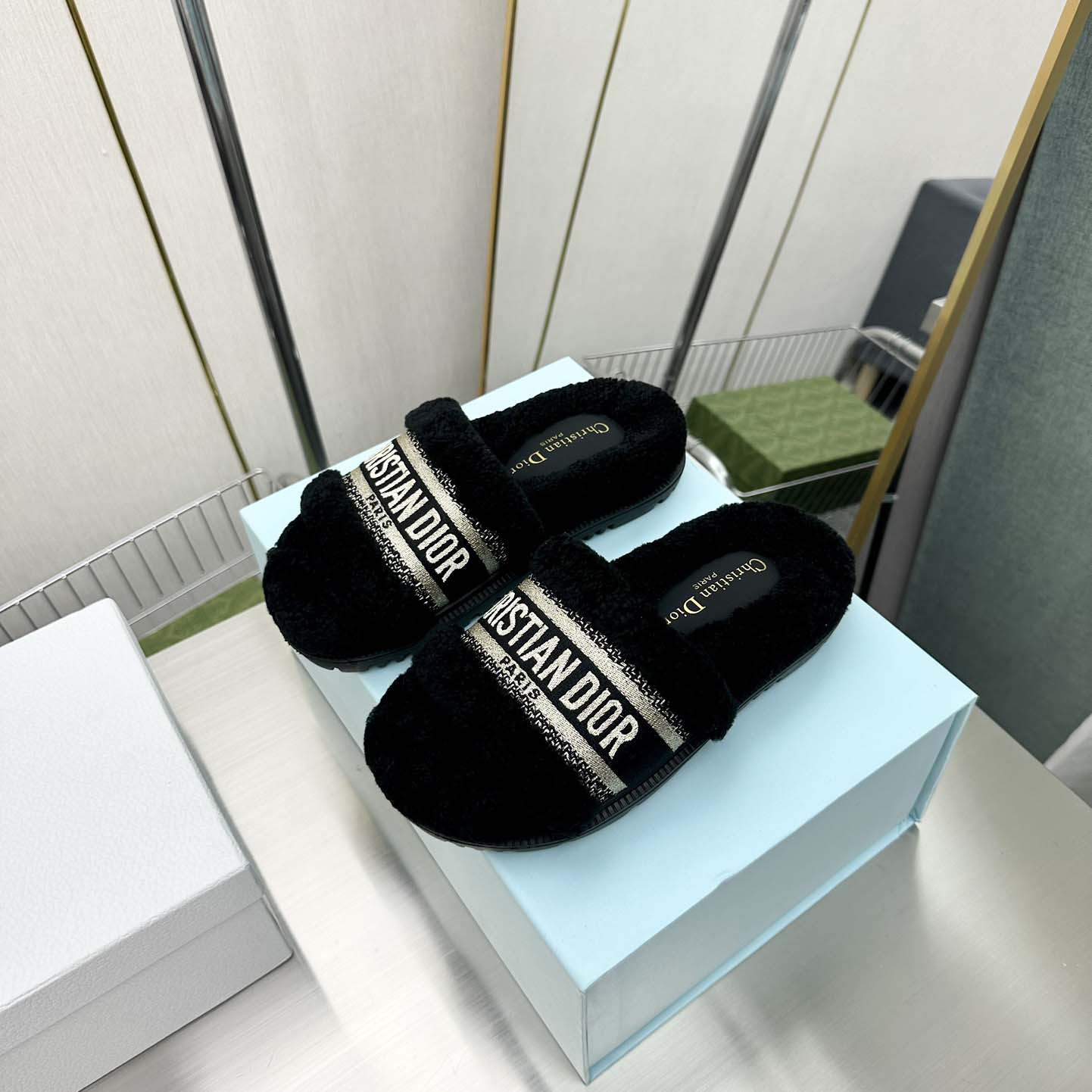 Dior Dway Flip Flops - FashionPlug