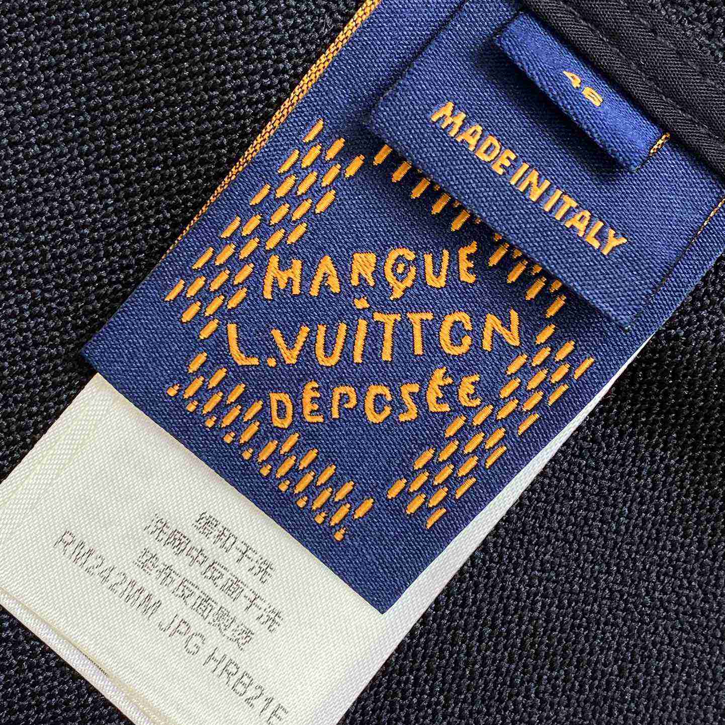 Louis Vuitton Technical Hooded Cotton Blouson   1AFRGI - FashionPlug