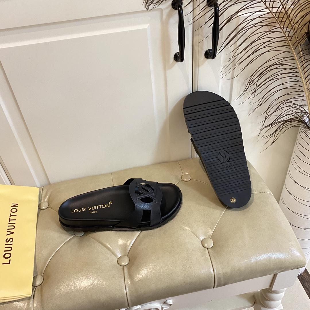 Louis Vuitton LV Isola Flat Comfort Mule   1ACPCI - FashionPlug