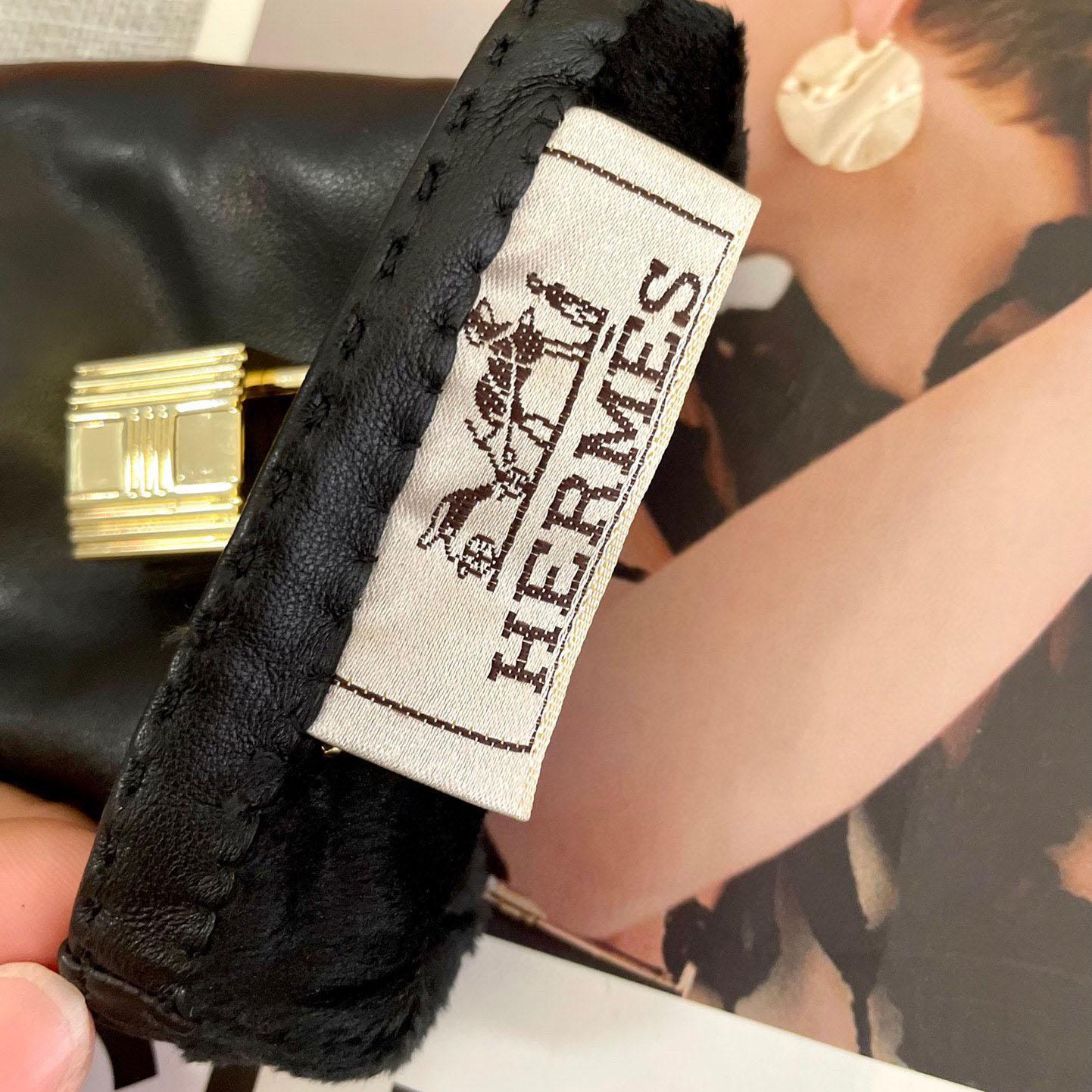 Hermes Gloves  - FashionPlug