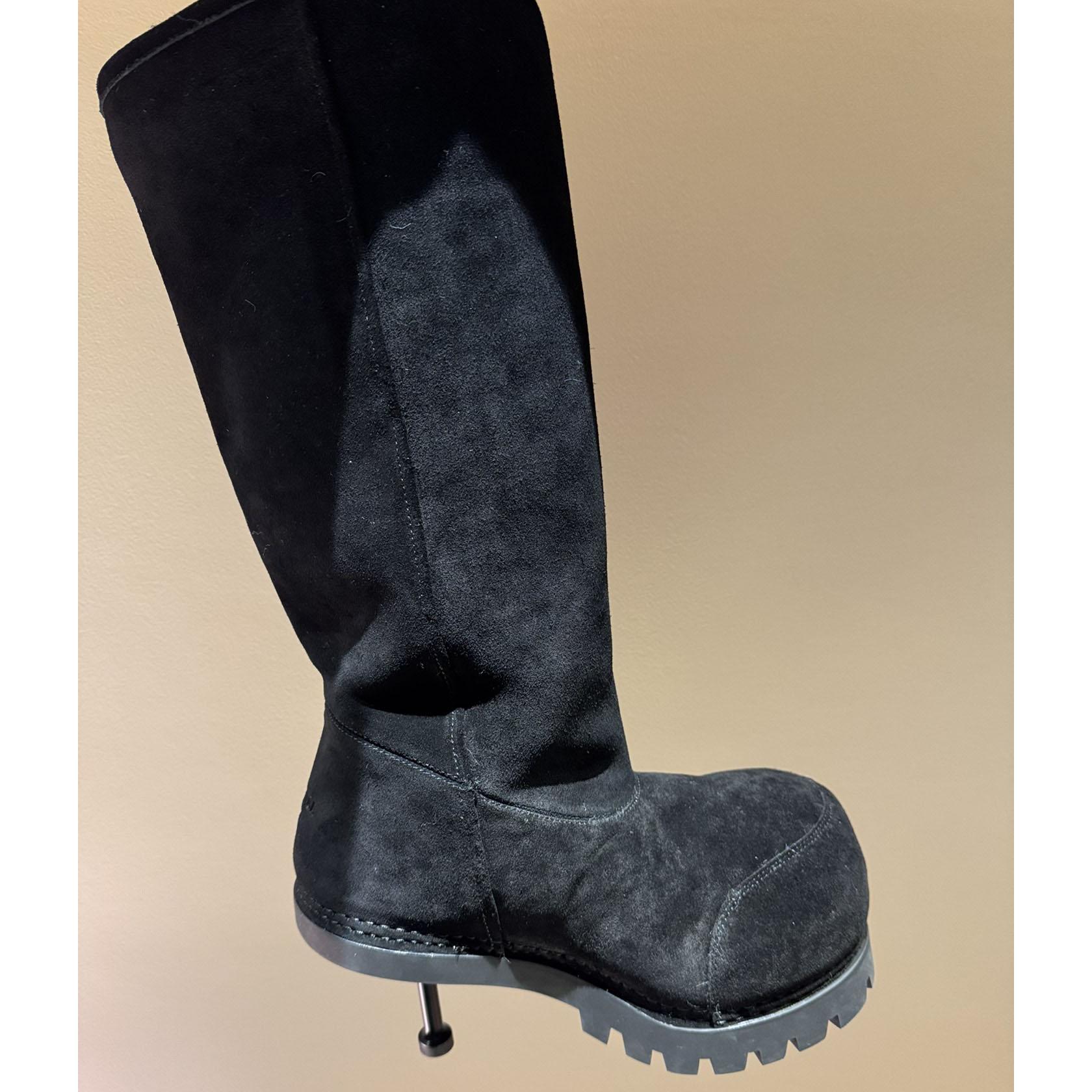 Balenciaga Boot  - FashionPlug