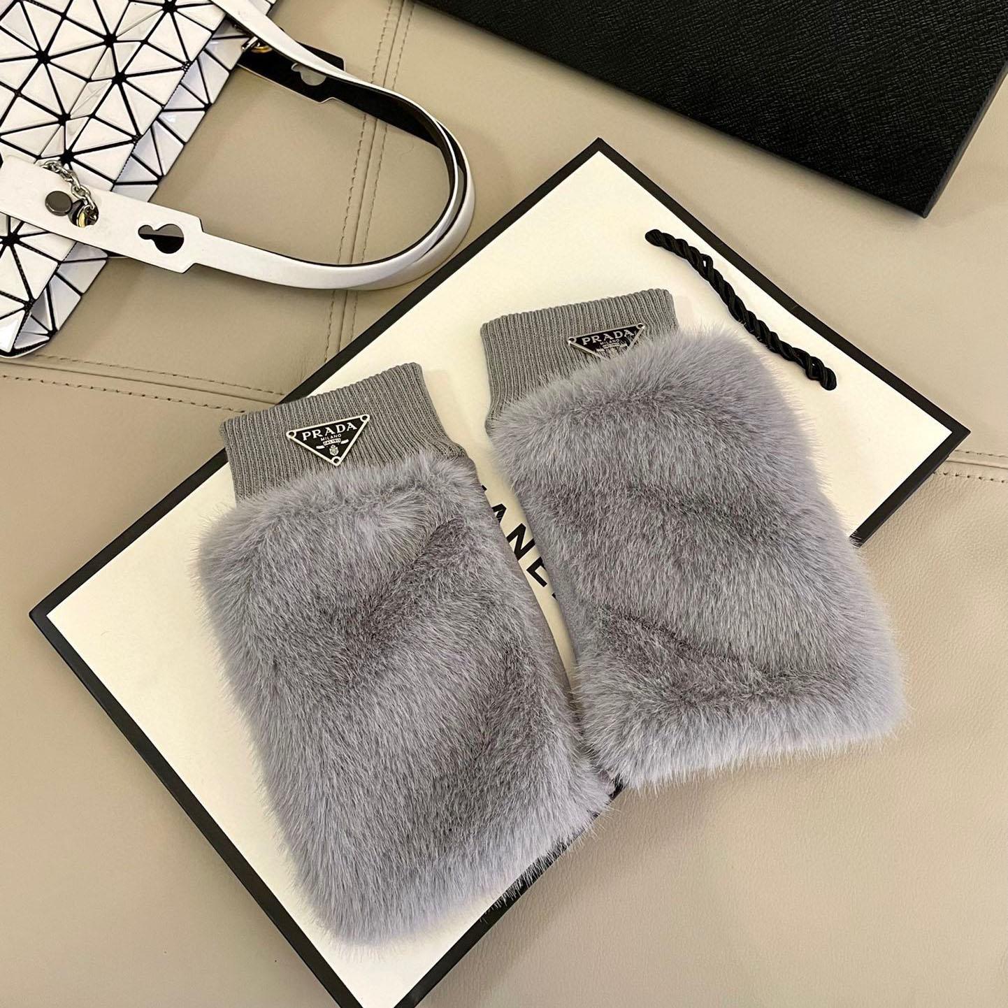 Prada Gloves  - FashionPlug