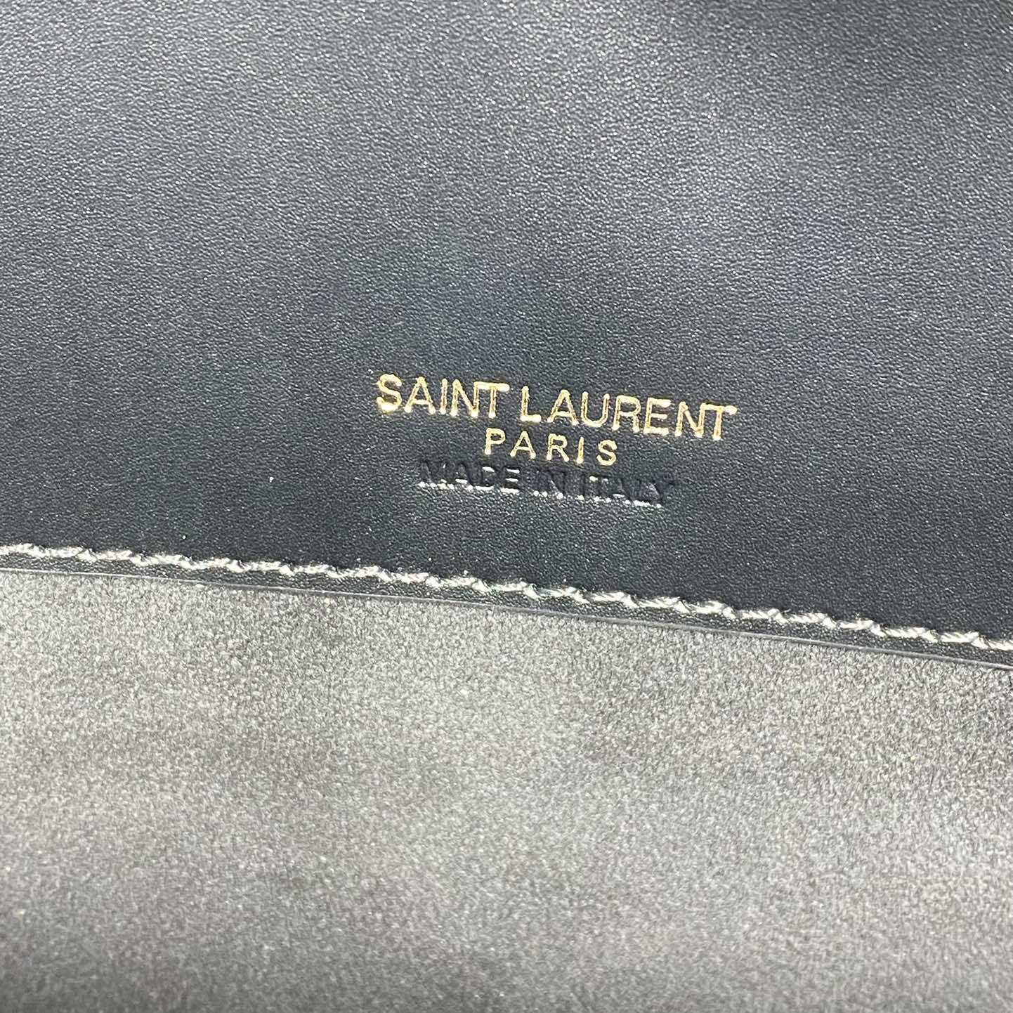 Saint Laurent Le 37 In Shiny Leather - FashionPlug