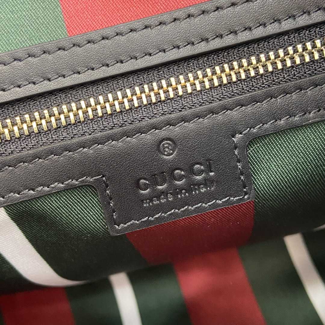 Gucci GG Emblem Medium Shoulder Bag - FashionPlug