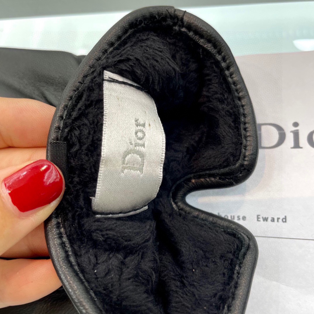 Dior Gloves  - FashionPlug
