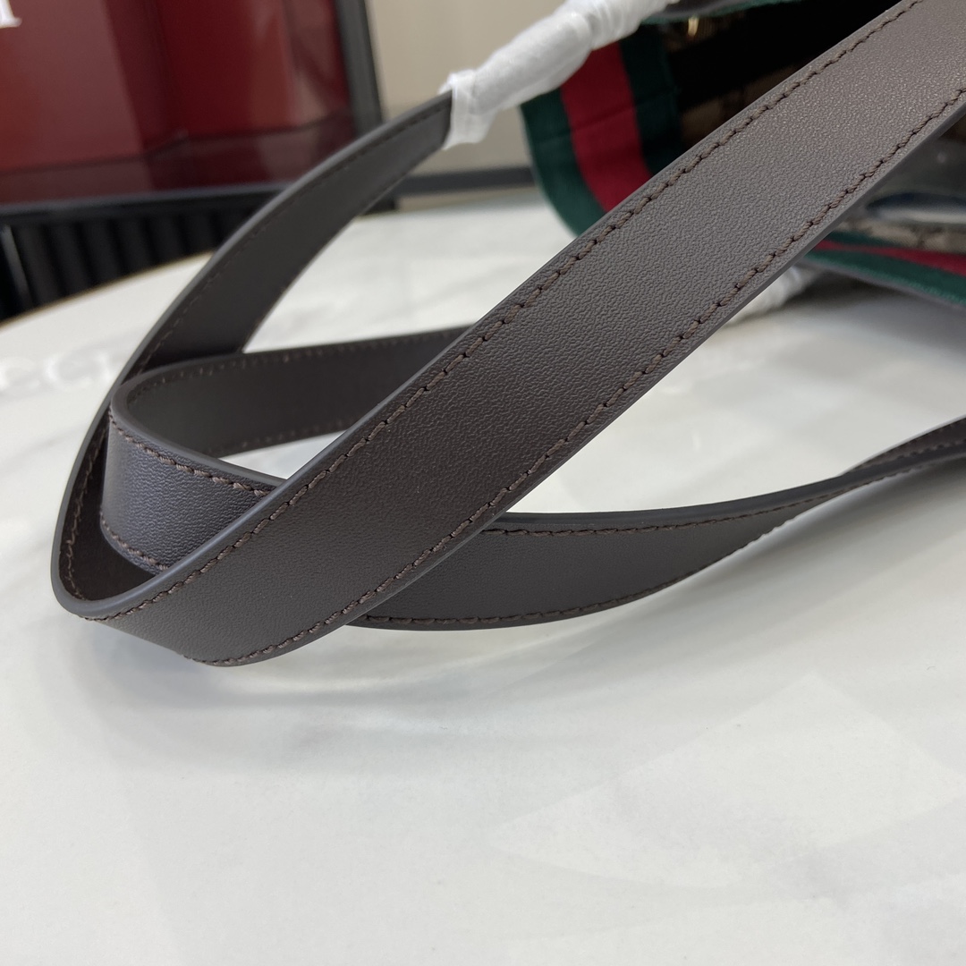 Gucci Totissima Small Tote Bag  - FashionPlug