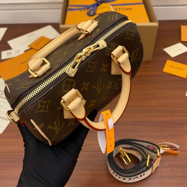 Louis Vuitton Speedy Bandoulière 20   M46234 - FashionPlug