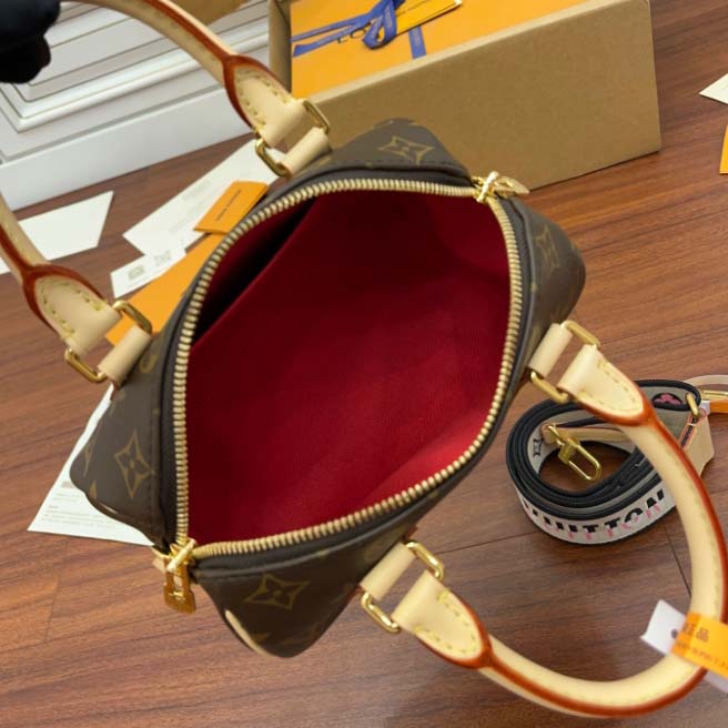 Louis Vuitton Speedy Bandoulière 20   M46234 - FashionPlug