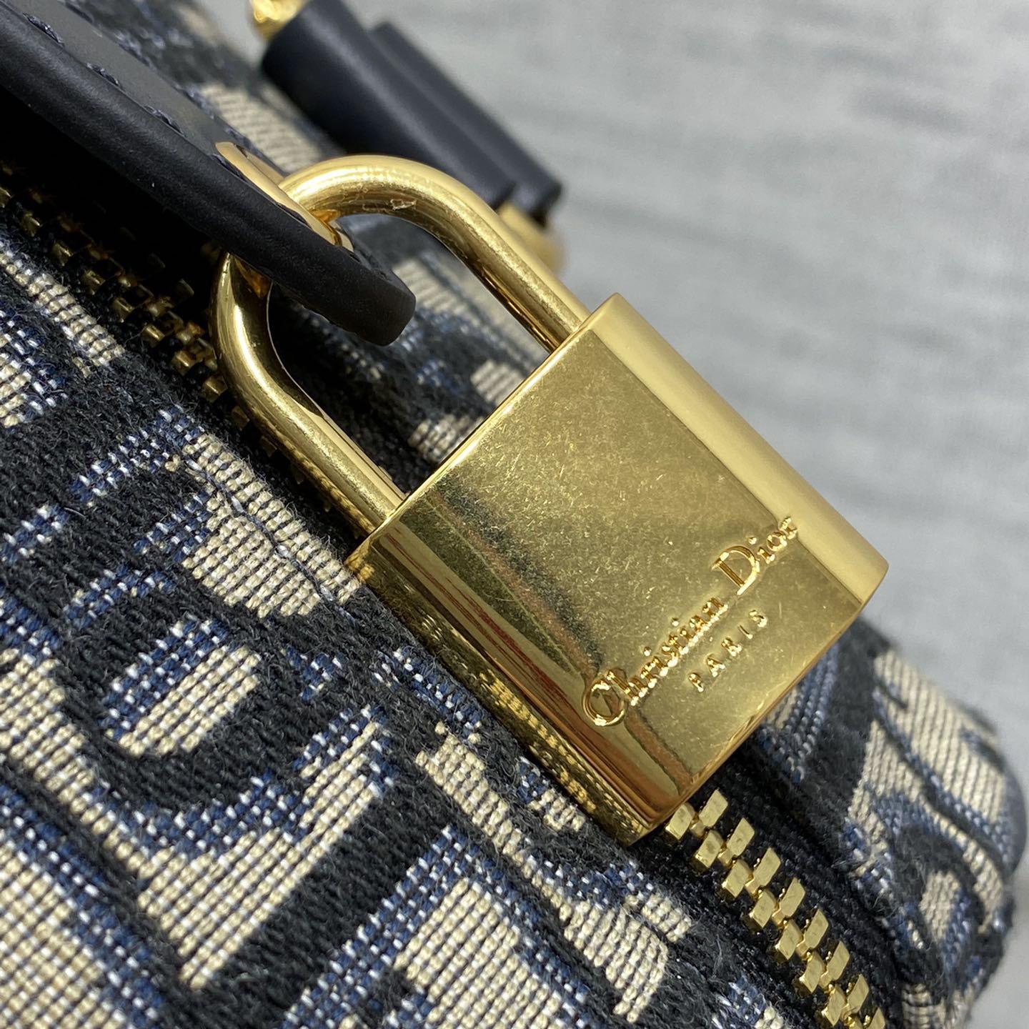 Dior Groove 25 Bag  - FashionPlug