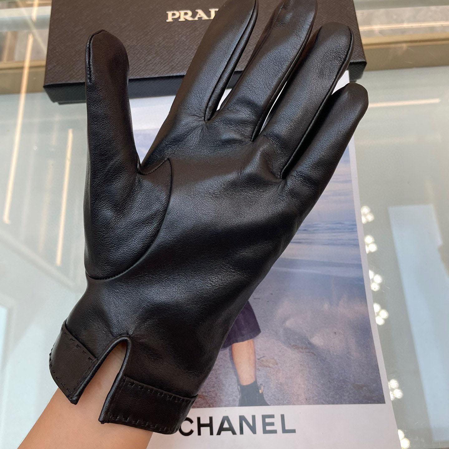 Prada Gloves  - FashionPlug
