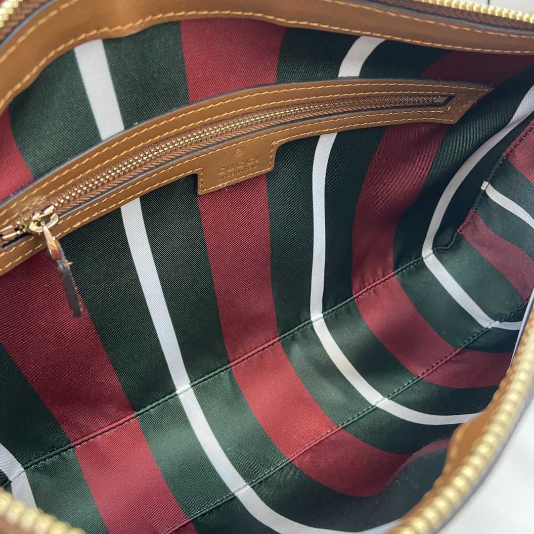 Gucci GG Emblem Medium Shoulder Bag - FashionPlug