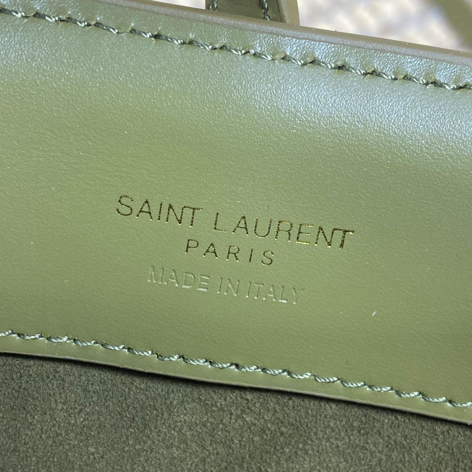 Saint Laurent Le 37 Mini In Shiny Leather - FashionPlug