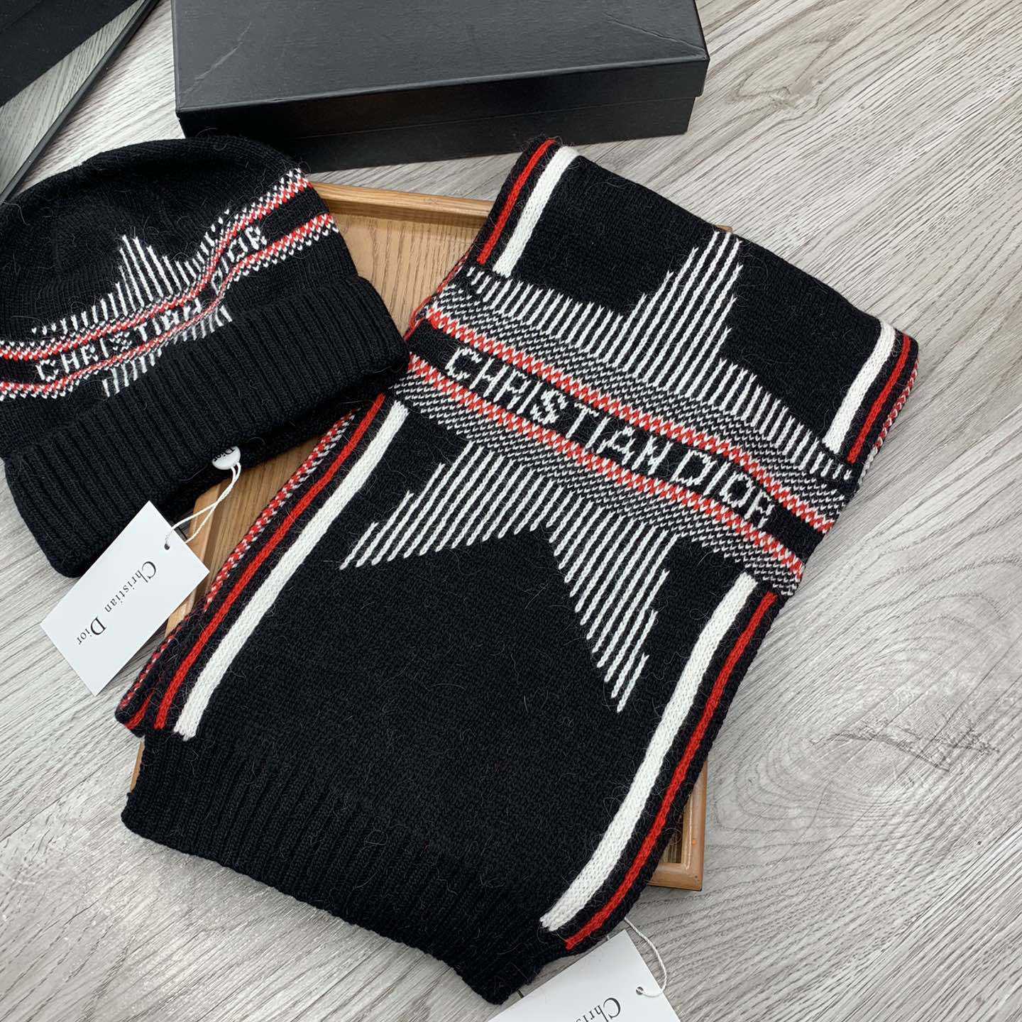 Dior Beanie And Scarf - FashionPlug