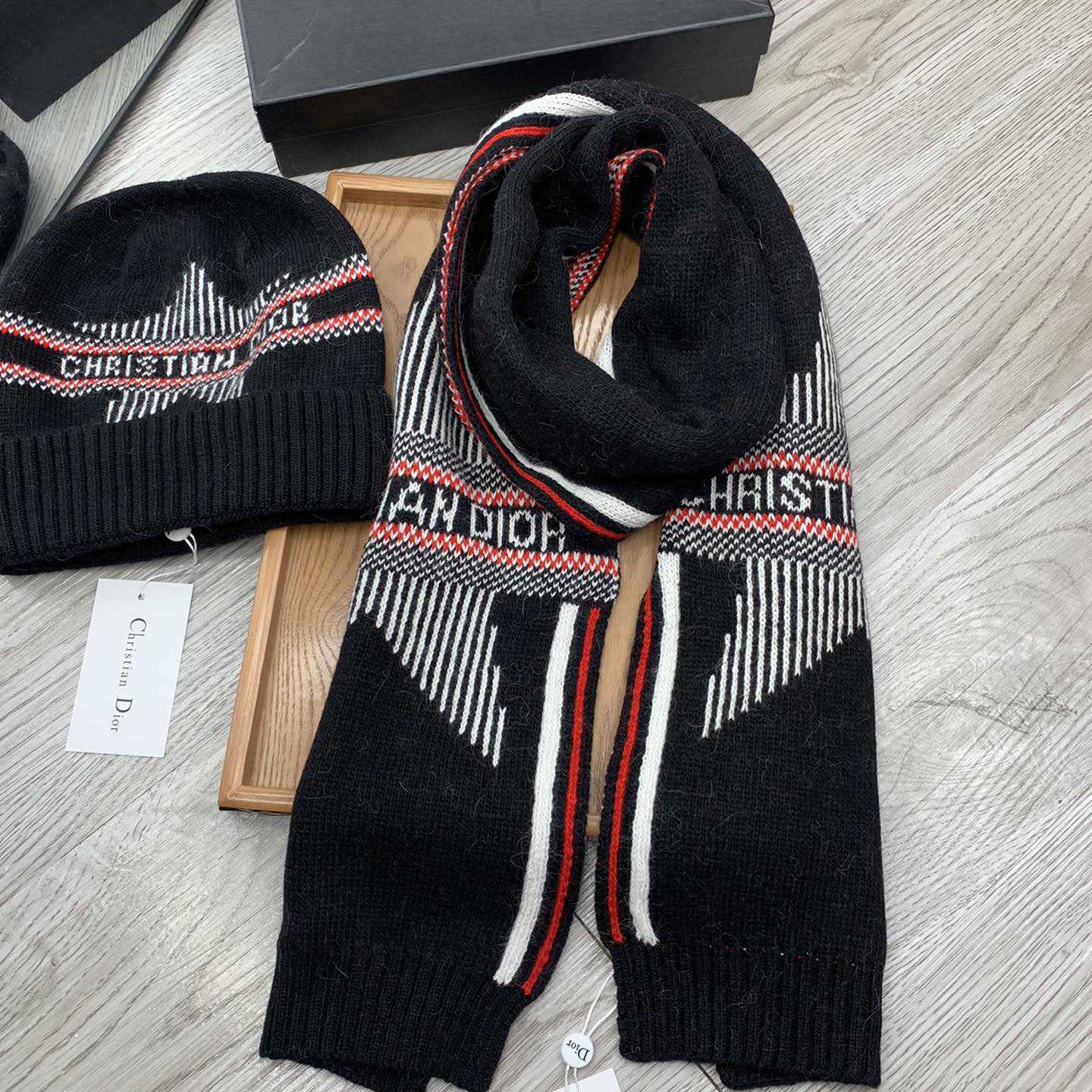 Dior Beanie And Scarf - FashionPlug