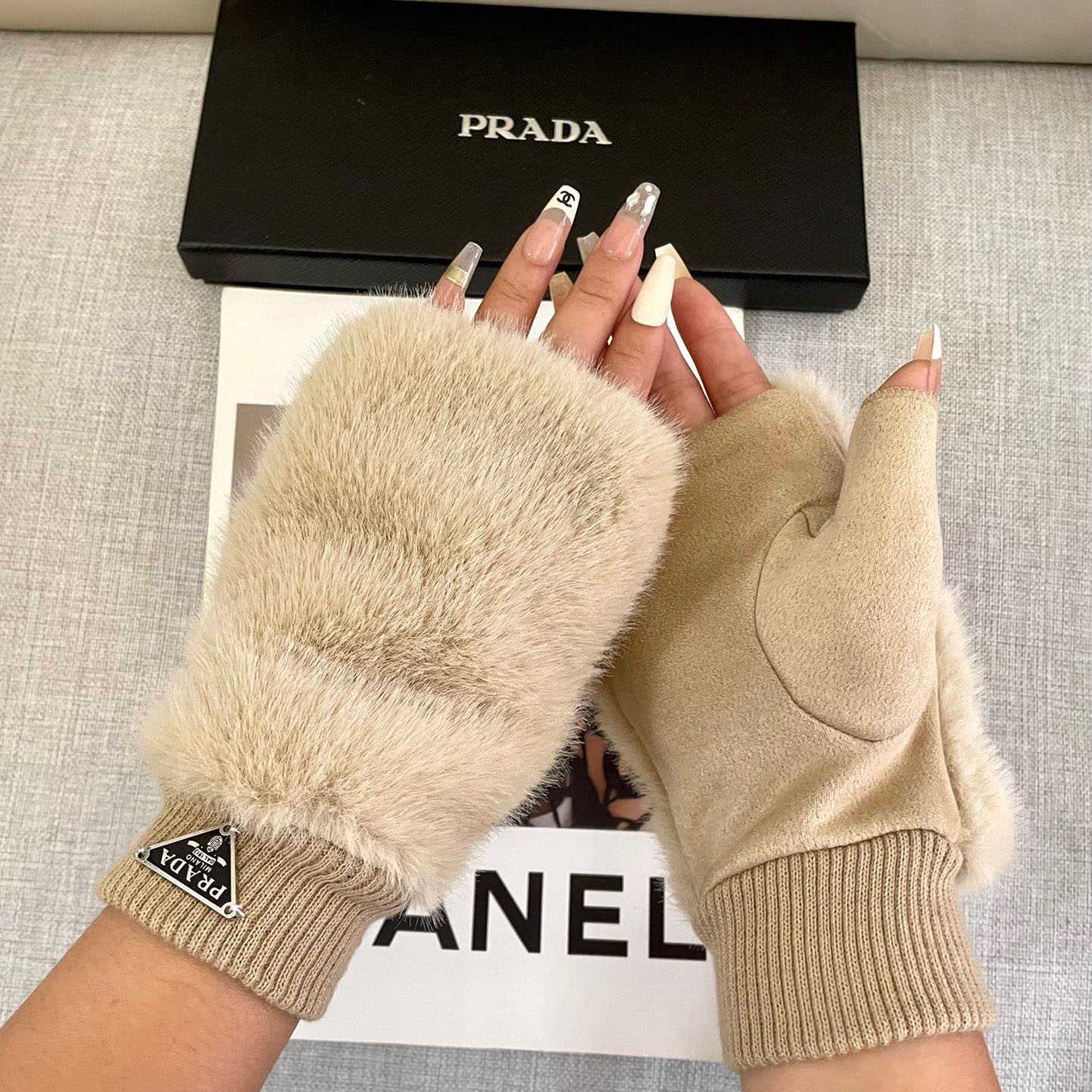 Prada Gloves  - FashionPlug