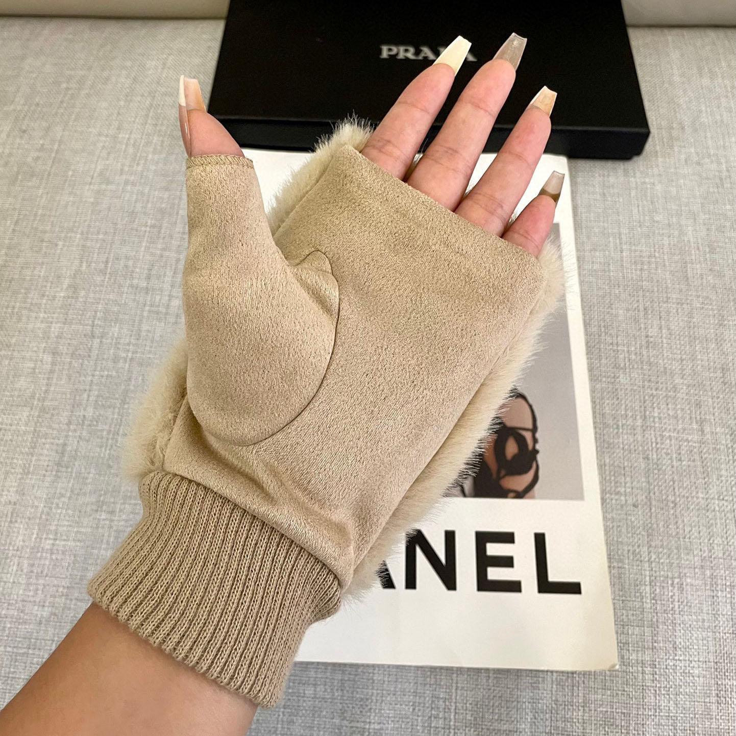 Prada Gloves  - FashionPlug