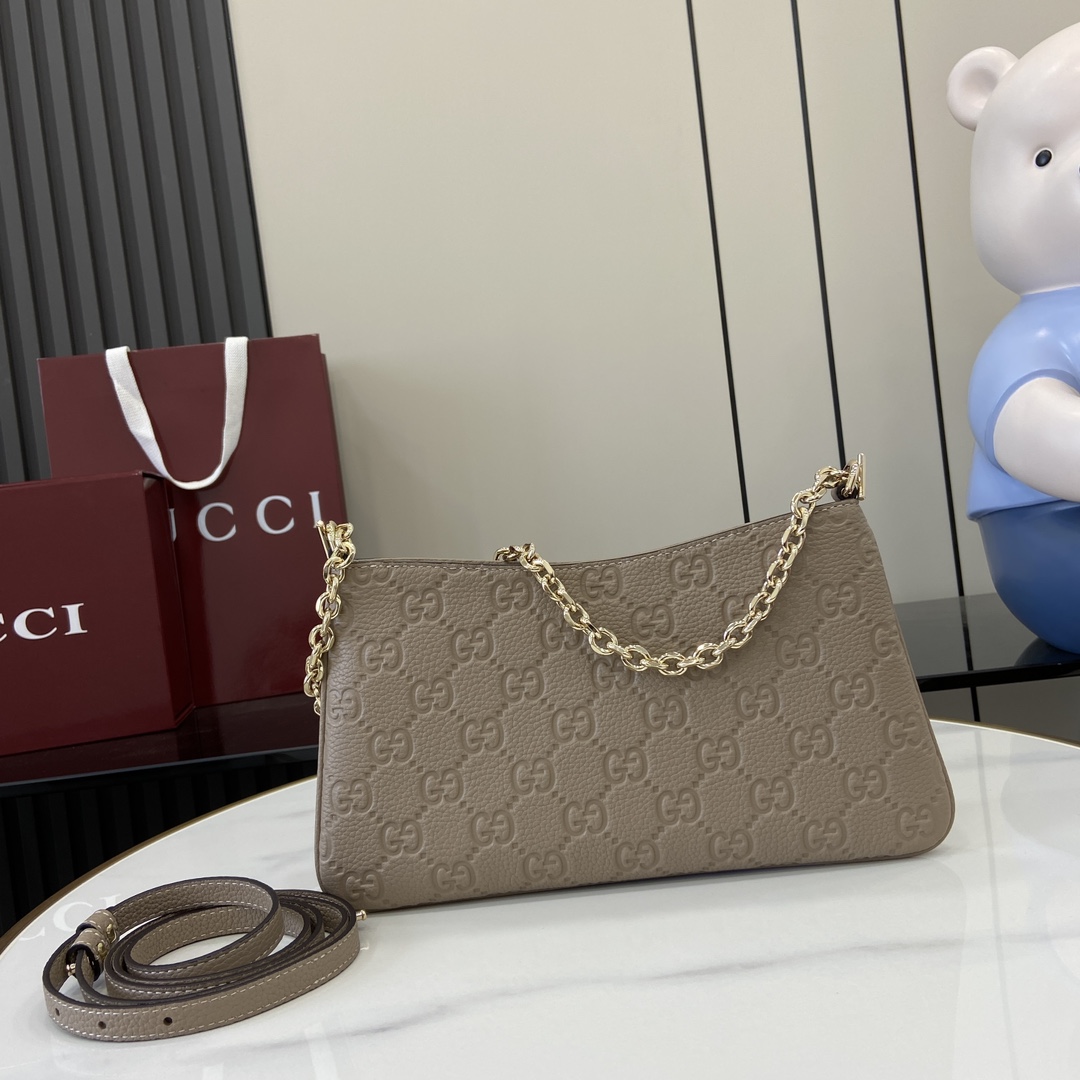 Gucci GG Emblem Medium Shoulder Bag - FashionPlug
