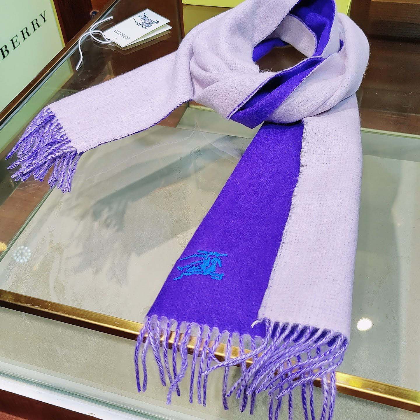Burberry Reversible Cashmere Scarf - FashionPlug