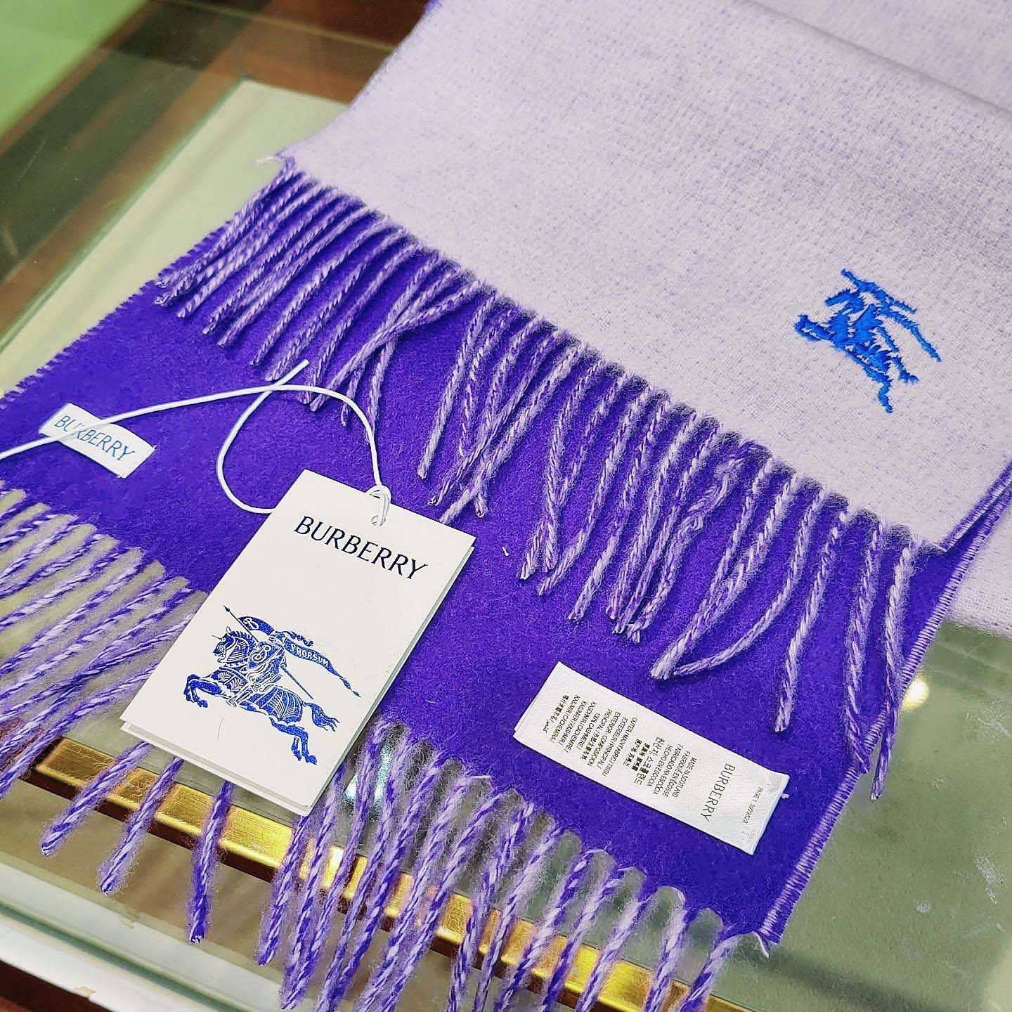 Burberry Reversible Cashmere Scarf - FashionPlug
