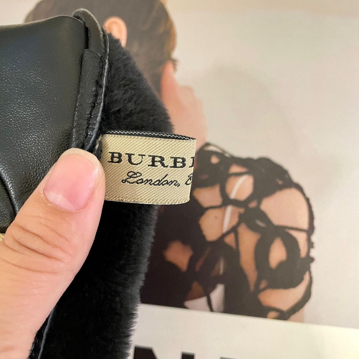 Burberry Gloves  - FashionPlug
